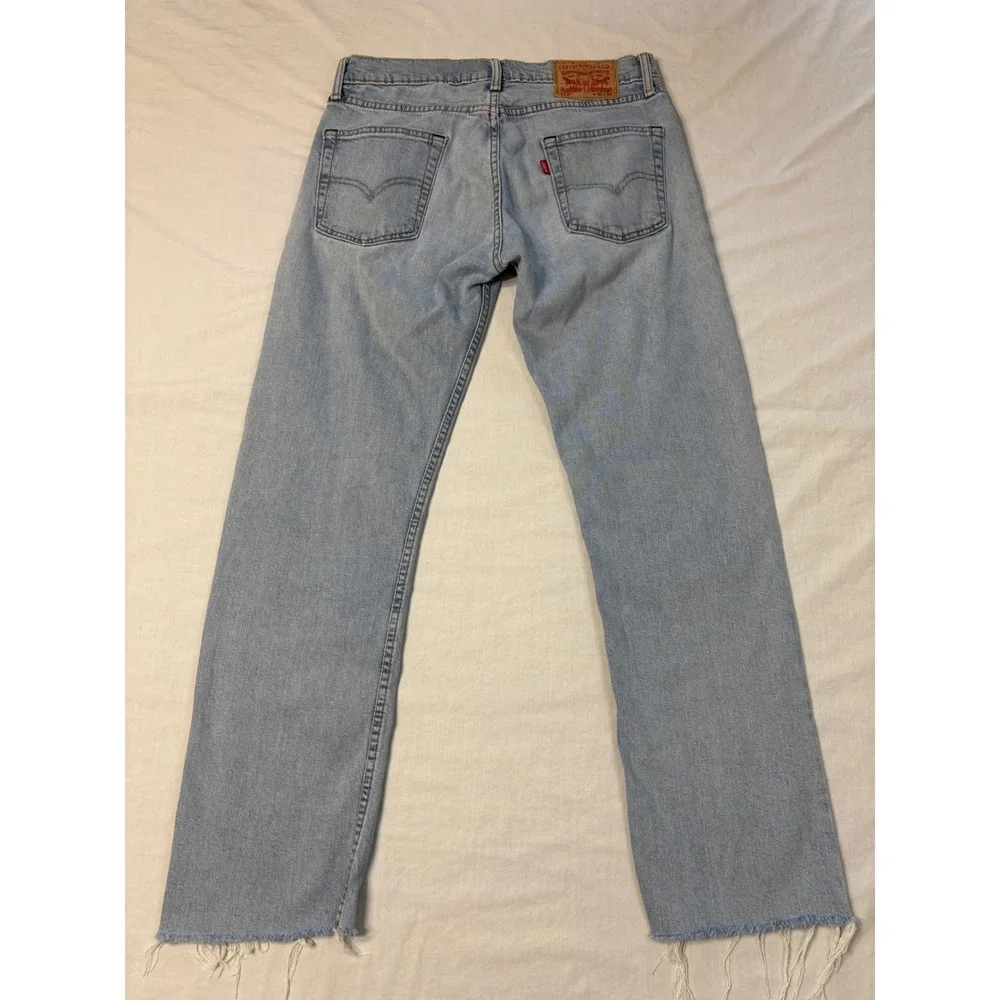 Levis 513 Slim Straight Light Wash Frayed Hem Jeans 30x34 Mens Blue